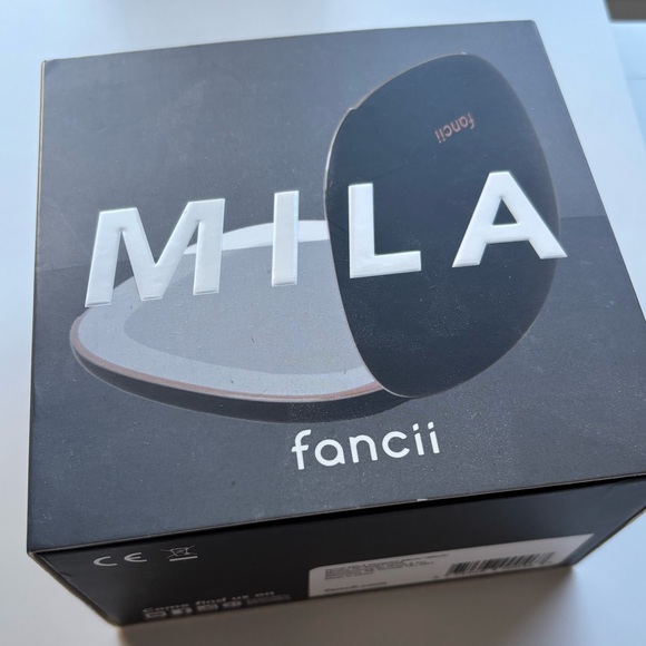 Anthropologie Fancii Mila LED Compact Mirror in Black - Picture 5 of 5